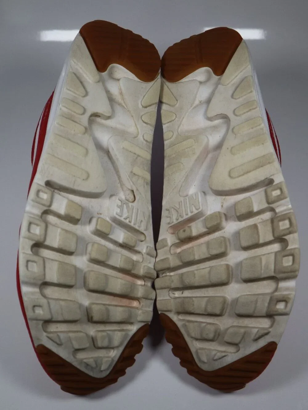 Nike Air Max 90 Sneakers – Red/White – Men's Size 8.5